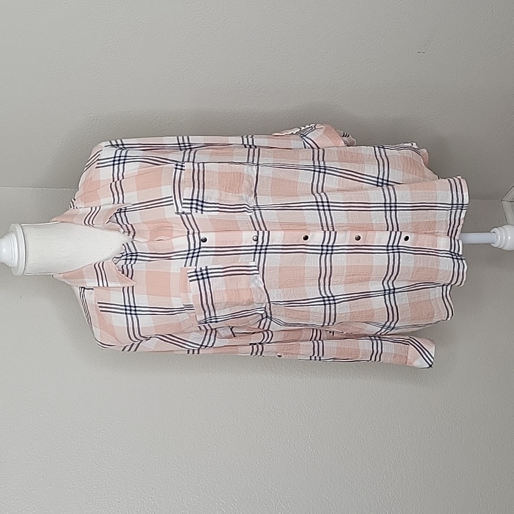 Kut From the Kloth Florence Relaxed Button Down Blouse